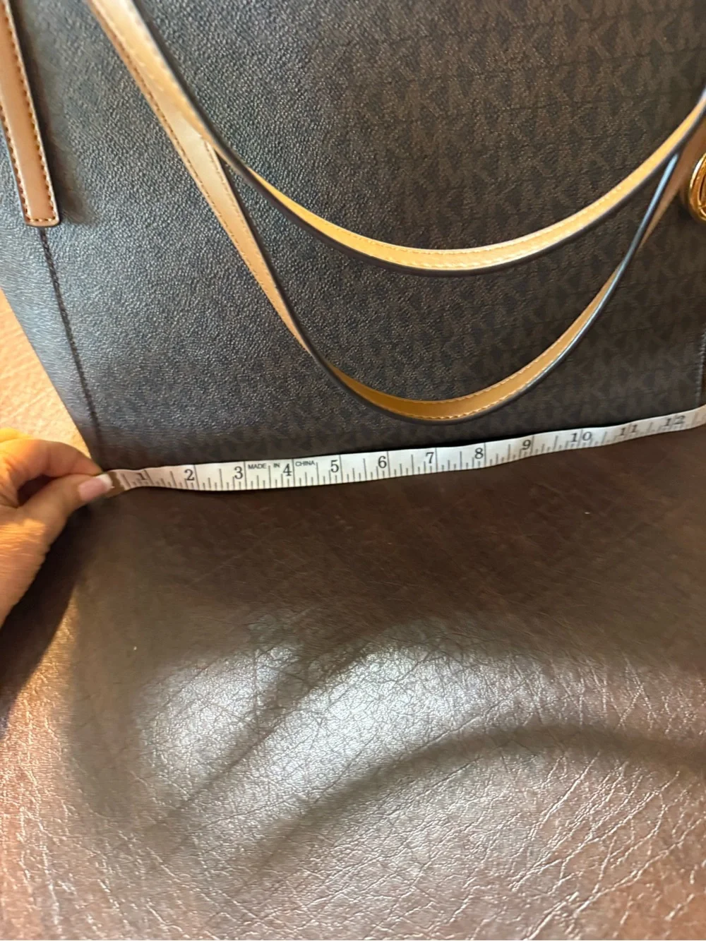 Michael Kors signature Voyager Dark Brown/Black Logo Shoulder Tote